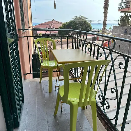Casa Angela Vista Mare Apartamento Ventimiglia Exterior foto